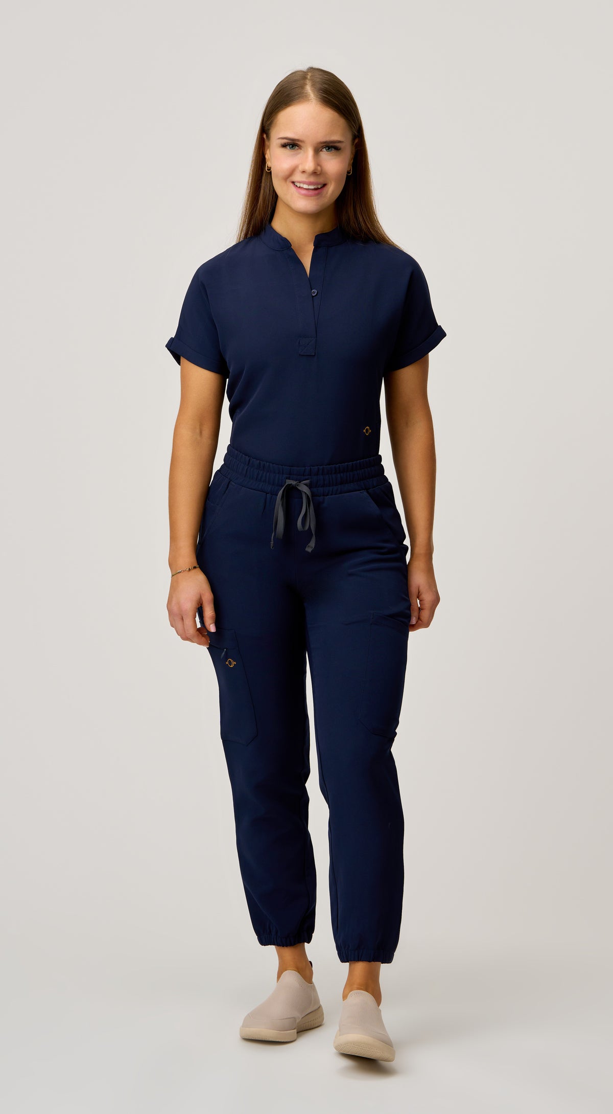 Nova 6-Pocket Scrub Jogger